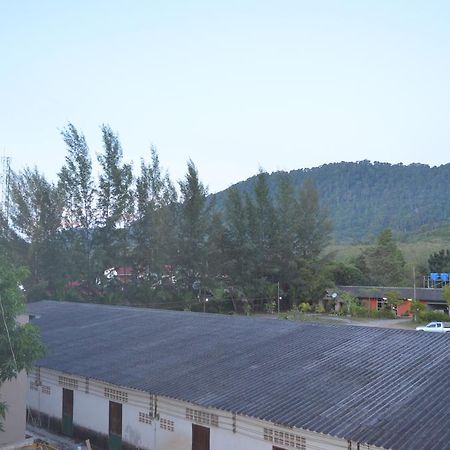 The Metallic Hostel Ko Lanta Zewnętrze zdjęcie