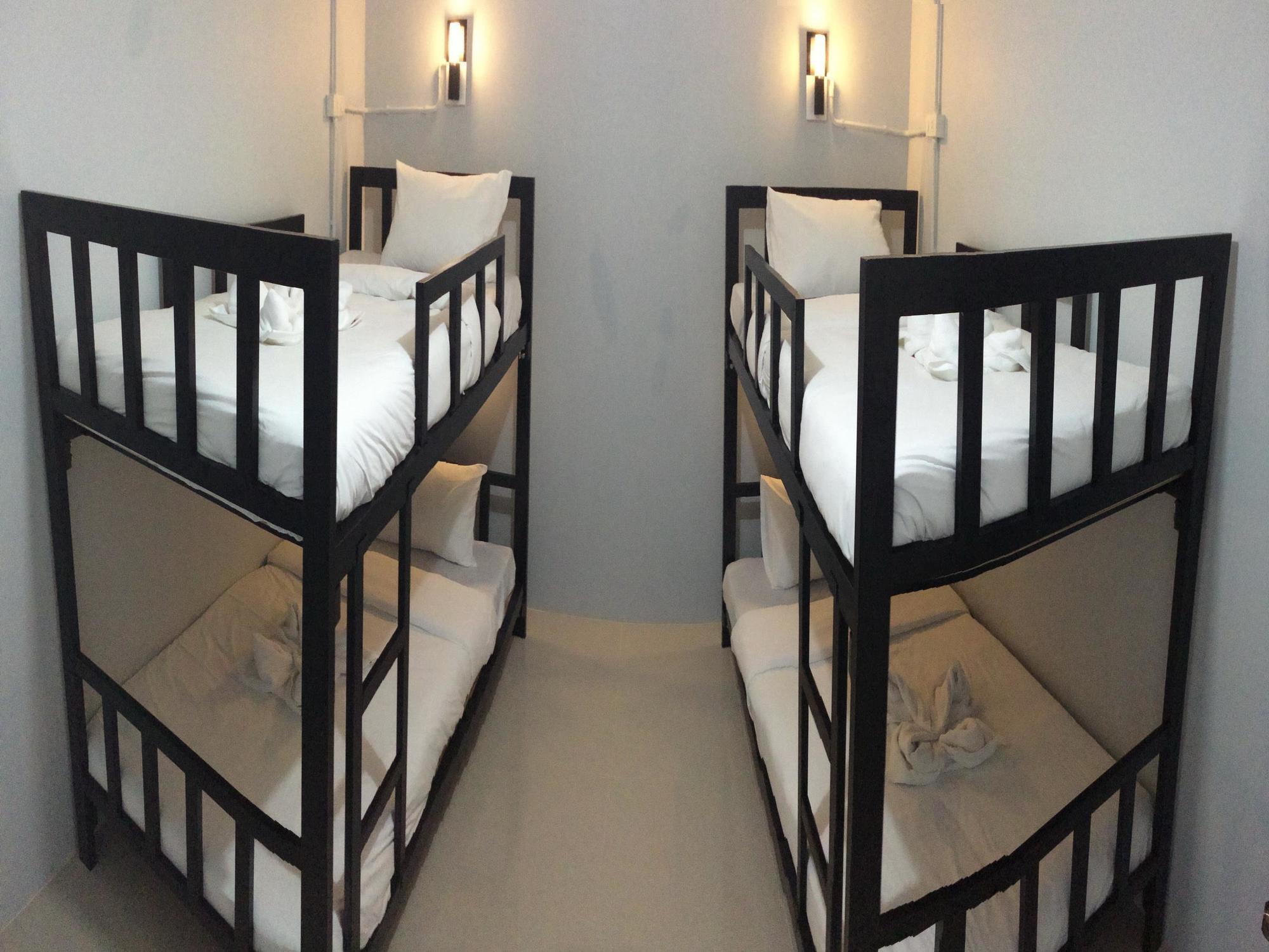 The Metallic Hostel Ko Lanta Zewnętrze zdjęcie