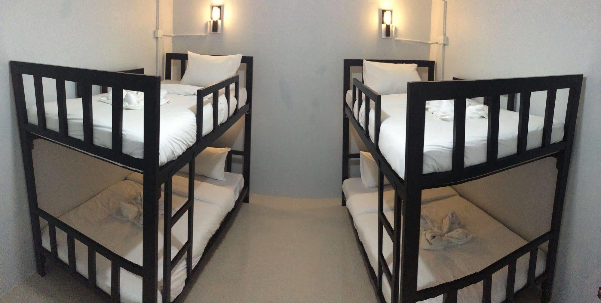 The Metallic Hostel Ko Lanta Zewnętrze zdjęcie